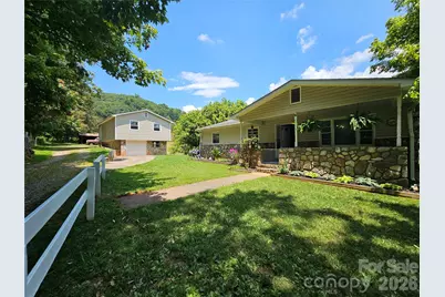 560 Bailey Mountain Road, Mars Hill, NC 28754 - Photo 2