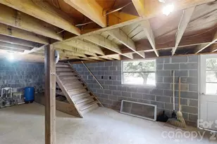 560 Bailey Mountain Rd, Mars Hill, NC 28754 - Photo 28