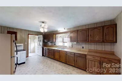560 Bailey Mountain Road, Mars Hill, NC 28754 - Photo 22