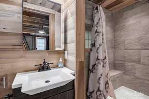 417 Tryon Bay Cir, Lake Lure, NC 28746 - Photo 24