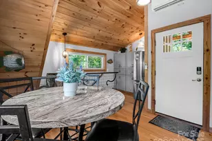 417 Tryon Bay Cir, Lake Lure, NC 28746 - Photo 6