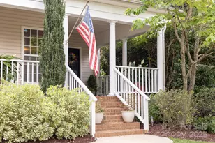 20305 Queensdale Dr, Cornelius, NC 28031 - Photo 2