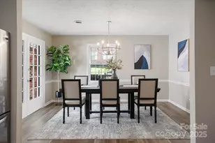 1409 Kensington Rd, Hendersonville, NC 28791 - Photo 6