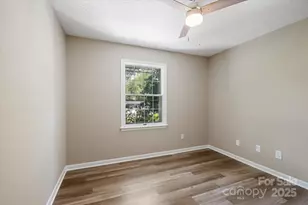 1409 Kensington Rd, Hendersonville, NC 28791 - Photo 32