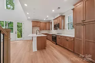 617 Mercury Dr, Tega Cay, SC 29708 - Photo 2