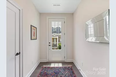 5018 Harrowsmith Lane, Charlotte, NC 28204 - Photo 6