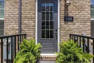 5018 Harrowsmith Ln, Charlotte, NC 28204 - Photo 4