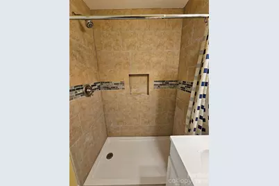 31 Poplar Street, Great Falls, SC 29055 - Photo 12