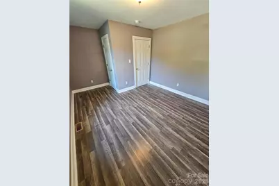 31 Poplar Street, Great Falls, SC 29055 - Photo 10