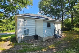 31 Poplar St, Great Falls, SC 29055 - Photo 16