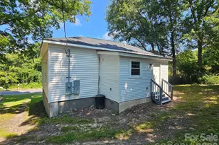 31 Poplar St, Great Falls, SC 29055 - Photo 16