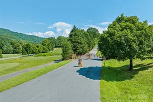 151 Country Club Dr, Whittier, NC 28789 - Photo 6