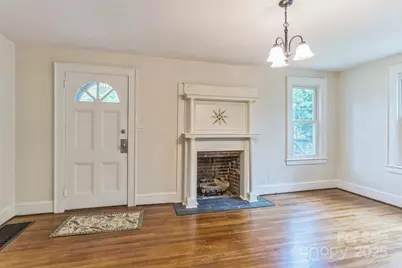 1421 12th Street Drive NW, Hickory, NC 28601 - Photo 12