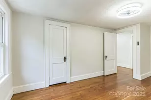 1421 12th St Dr NW, Hickory, NC 28601 - Photo 10