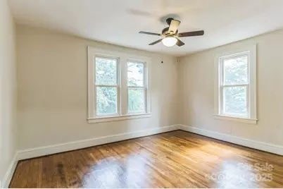 1421 12th Street Drive NW, Hickory, NC 28601 - Photo 24