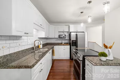 701 Salisbury Road, Hendersonville, NC 28792 - Photo 20