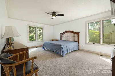 25 Westridge Court, Hendersonville, NC 28791 - Photo 20