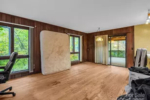 421 Chickadee Ln, Brevard, NC 28712 - Photo 8