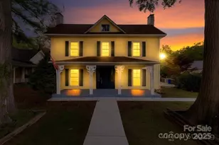 522 Alexander St, Statesville, NC 28677 - Photo 2