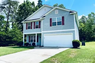 1448 Jordans Pond Ln, Charlotte, NC 28214 - Photo 2