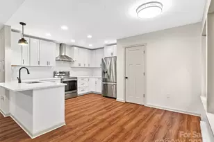 1065 Oak Rdg Ln, Mars Hill, NC 28754 - Photo 12