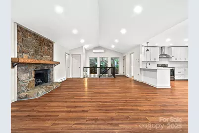 1065 Oak Ridge Lane, Mars Hill, NC 28754 - Photo 8