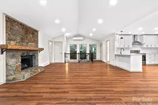 1065 Oak Rdg Ln, Mars Hill, NC 28754 - Photo 8