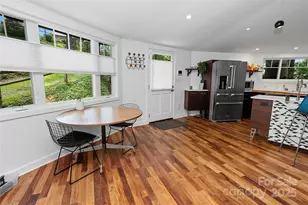 826 Town Mountain Rd, Asheville, NC 28804 - Photo 14