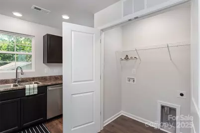 27 Forest Park Road, Marion, NC 28752 - Photo 8