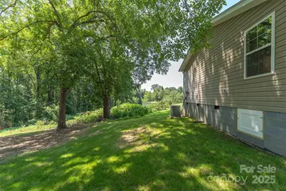 27 Forest Park Road, Marion, NC 28752 - Photo 18