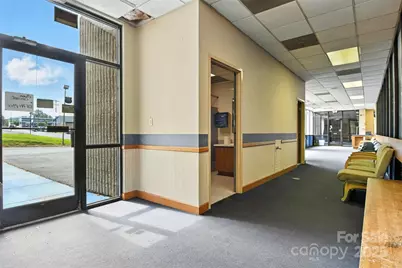 2931 N Center Street, Hickory, NC 28601 - Photo 8