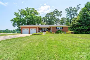 2923 G B Blanton Rd, Shelby, NC 28152 - Photo 2