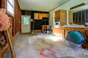 51 Bell Rd, Asheville, NC 28805 - Photo 16