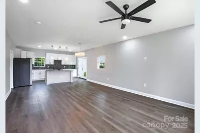 609 Maple Street, Chester, SC 29706 - Photo 6
