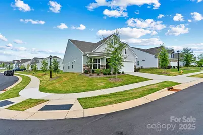 5846 Oak Branch Circle, Maiden, NC 28650 - Photo 2