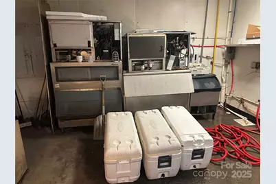 410 E Fleming Drive, Morganton, NC 28655 - Photo 6