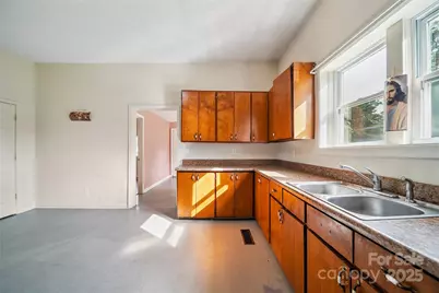 106 Safie Third Street, Rockingham, NC 28379 - Photo 6