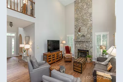 4 Silverstone Drive, Asheville, NC 28805 - Photo 6