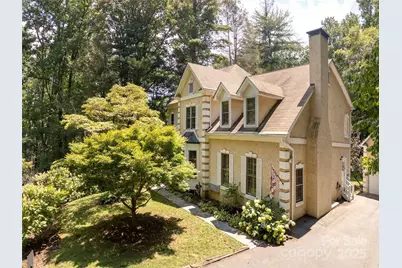 4 Silverstone Drive, Asheville, NC 28805 - Photo 2