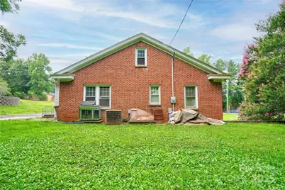 1407 E Marion Street, Shelby, NC 28150 - Photo 4