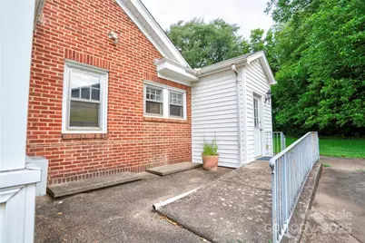 1407 E Marion Street, Shelby, NC 28150 - Photo 6