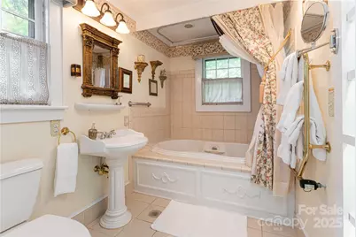 46 Cumberland Circle, Asheville, NC 28801 - Photo 24
