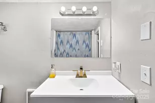 310 Cedarwood St, Spring Lake, NC 28390 - Photo 16