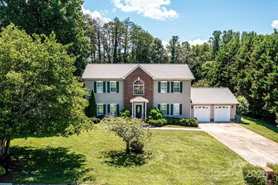 1006 Turnberry Street NE, Lenoir, NC 28645 - Photo 2