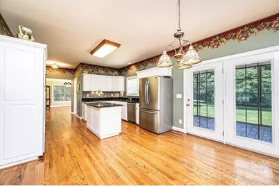 1006 Turnberry Street NE, Lenoir, NC 28645 - Photo 8