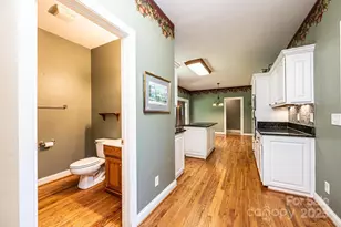 1006 Turnberry St NE, Lenoir, NC 28645 - Photo 10