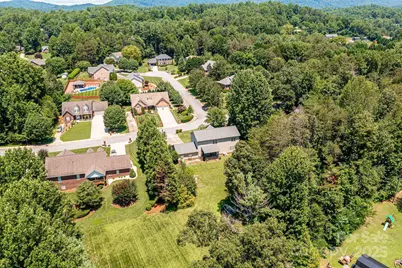 1006 Turnberry Street NE, Lenoir, NC 28645 - Photo 4