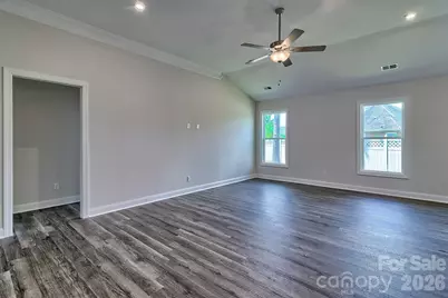 955 Exeter Drive, Sherrills Ford, NC 28673 - Photo 20