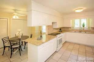 10401 Andiron Dr, Matthews, NC 28105 - Photo 14