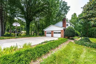 3781 Dover St, Claremont, NC 28610 - Photo 4